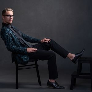 Meet your Posher, Christian